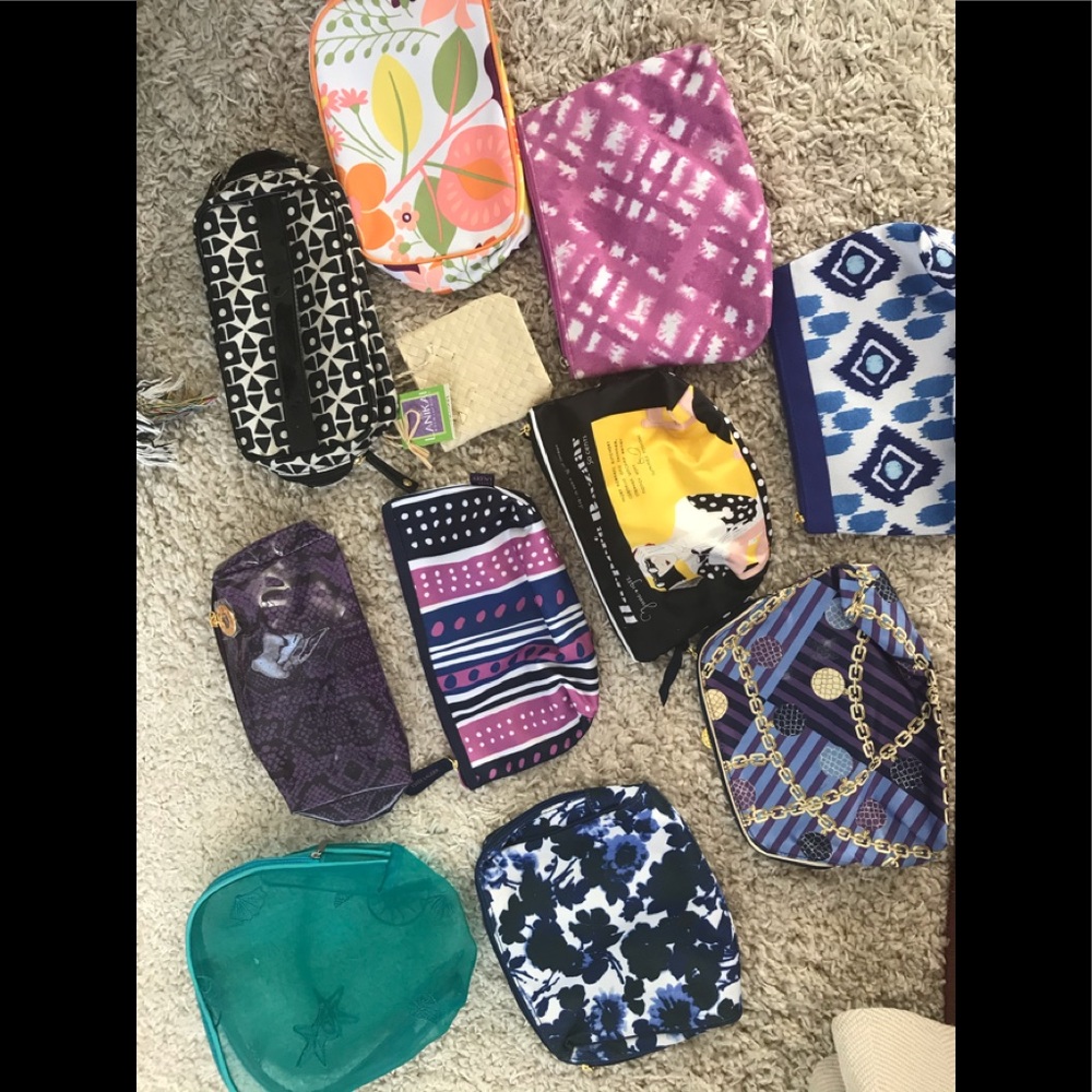 Ten  cosmetic bags